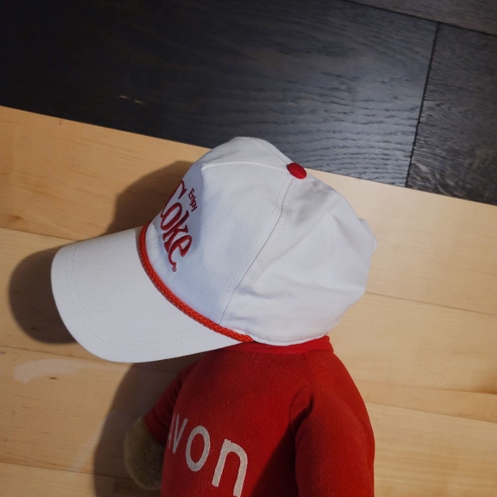 Coca-Cola White and Red Cap - Picture 4 of 7